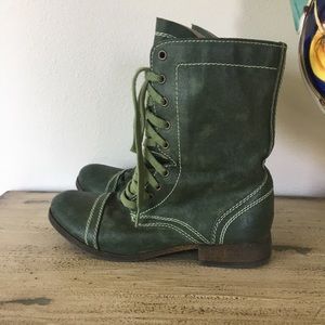 🌿Green Combat Boots🌿